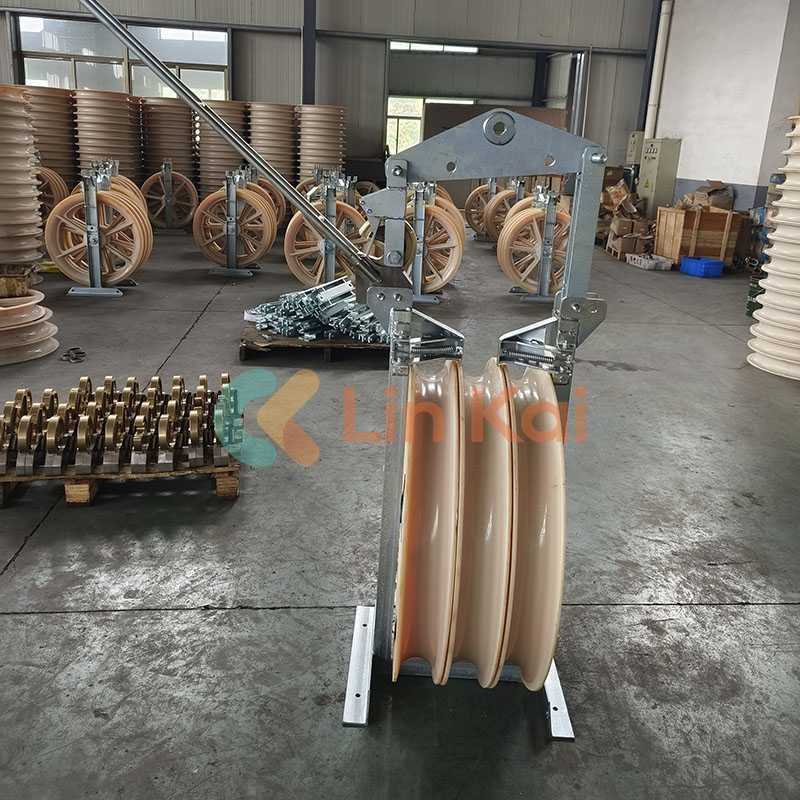 Helicopter Conductor Stringing Blocks
