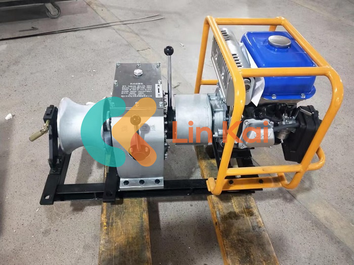 3 Ton Portable Cable Winch Puller With Diesel Engine 4HP In Power Line Construction