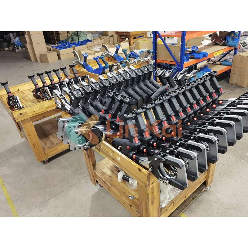 Battery Powered Hydraulic Cable Cutter